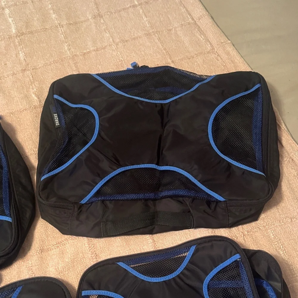 Shacke Pak Black and Blue Travel Organizers (3)